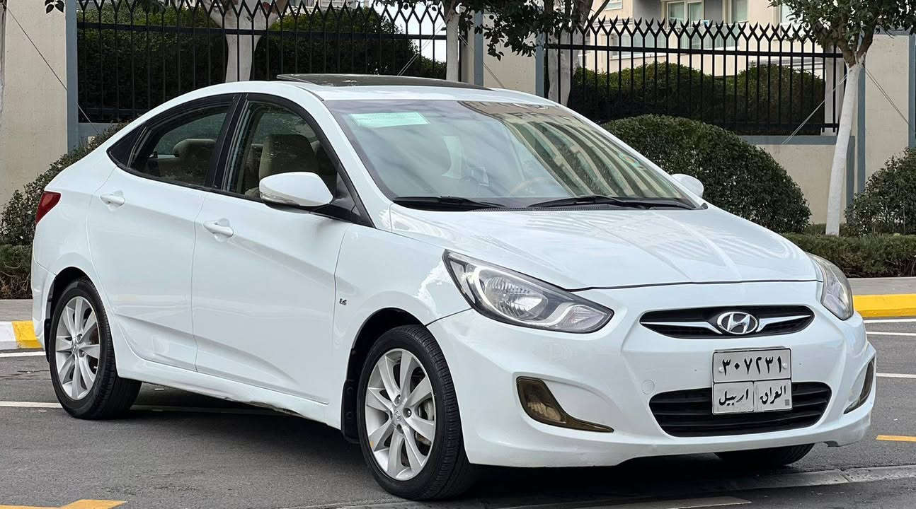 هۆندای ئەکسێنت ٢٠١٣ فوول مواسەفات 
خلیجی ناو زەرد
١٠٦هەزار  کیلۆمەتر ڕۆشتووە
سلایت سوکان ڤۆلیۆم ، ٥ کەلە و ٥ ویل کەپ
سپی بەفری بێ بۆیاخ  ، ساردێکی بچووکی هەیە
تەحویل و غەرامە بە شەرت
١٩ وەرەقە غرامەی لەسەرە دوای معامەلە بۆت دەگەڕێنمەوە
هیچ مەسرەفێکی تێدا نییە
شوێن سلێمانی
نرخی ١١۷ گەڵا و کەمێك مەجال
شوێن..سلیمانی
تلفۆن..***********
واتس اپ ..*********** السليمانية, العراق
