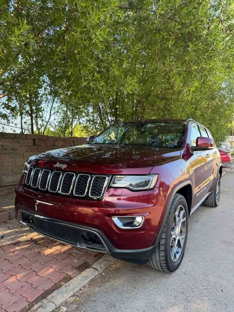 جيب  خليجي 2019 لمتدد

المحرك : V6.  3.6L 
* دفع رباعي 4x4 . 
* داخل بيجي .
* كشنات جلد  . 
* دمام .
* المقاعد كهربائية .
* ذاكرة لحفظ وضعيات الجلوس . 
*  المقاعد الأمامية تبريد وتدفئة . 
* المقاعد الخلفية تدفئة . 
* رادار نقطة عمياء .
* ويل كروم  20 انج .
* ستيرن كهرباء تدفئة .
* بانوراما .
* شاشة كبيرة مع نفكيشن GPS . 
* مصابيح امامية زنون مع لد نهاري .
* بروجكتر زنون . 
* تشغيل عن بعد .
* صندوق كهرباء .
* حساسات أمامية وخلفية. 
* كاميرا خلفية .
* زراك لايت .
* مرايه وسطيةاوتو دم . 
* مرايا جانبية قابلة للطي . 
* محدد سرعة . 
* ⁠* نظام اقتصاد الوقود تشغيل واطفاء اوتماتيكي للمحرك .
* نظام بريك خلفي اوتماتيكي ( Auto Break System ) .
ماشيه 72 الف ميل
السيارة بأسمي وتحويل مباشر .. 
مكاني بغداد / البنوك 
للأستفسار الاتصال
***********

🔴 علق سوف يوصلك الرسائل سعر
