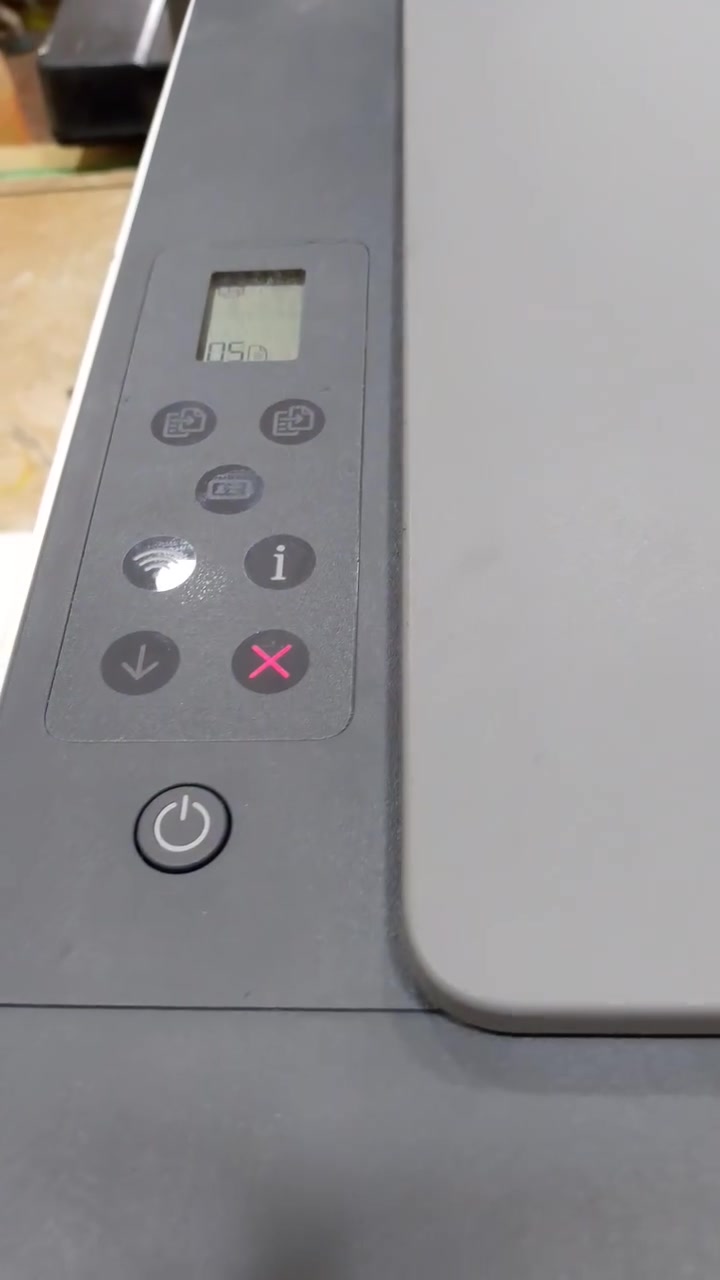 طابعه hp smart tank 580 ملونه حبر سائل خزانات تعبئه خارجيه نظيفه جدا نظافه 90 بالميه أ ستنساخ وطباعه واي فاي طباعه وجه أو وجهين احبار فول حاليا  سعر الطابعه 165 الف خدمة توصيل متوفره حسب الاتفاق الشراي الجاد يتفضل خاص


**إذا كنت صاحب هذا الإعلان وتريد حذفه لأي سبب، رجاءا أرسل رسالة إلى الدعم الفني**
