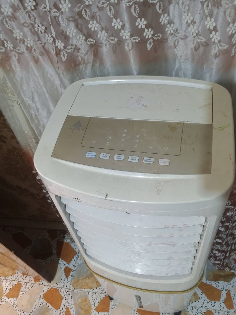 متاح براد ماء + كومفيره  نظافه فول


**إذا كنت صاحب هذا الإعلان وتريد حذفه لأي سبب، رجاءا أرسل رسالة إلى الدعم الفني**