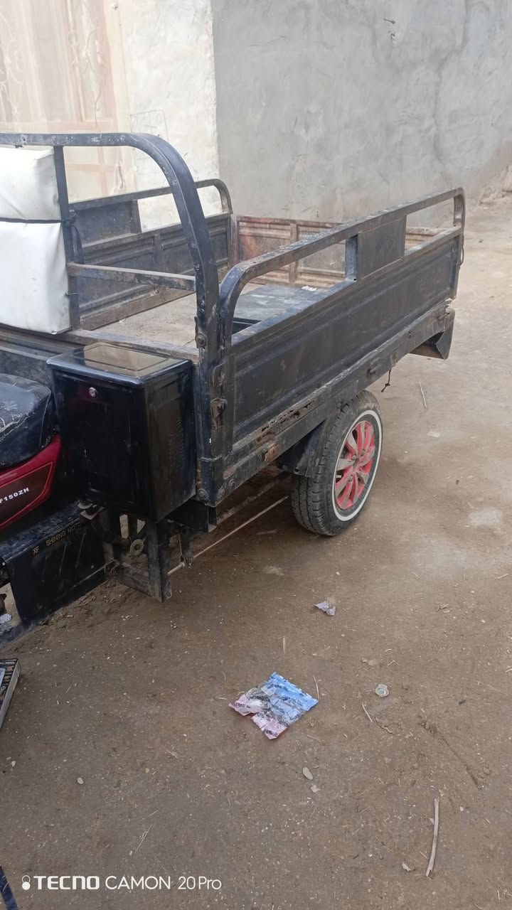 للبيع كلك 
***********
