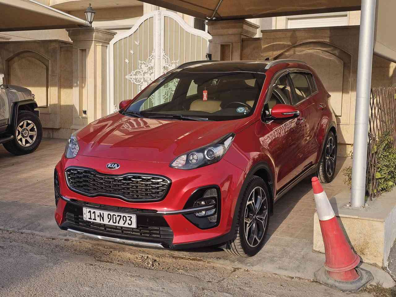 السلام عليكم سبورتج 2020 gt فول
رقم بغداد بأسمي فول مواصفات اعلى فئه GT

كفاله عامه 

فتحه بانوراما

حساسات

شاشه

مري شفط

ماشية ٣٩ الف جديدة 

السعر 22000 الف وبي مجال

***********
