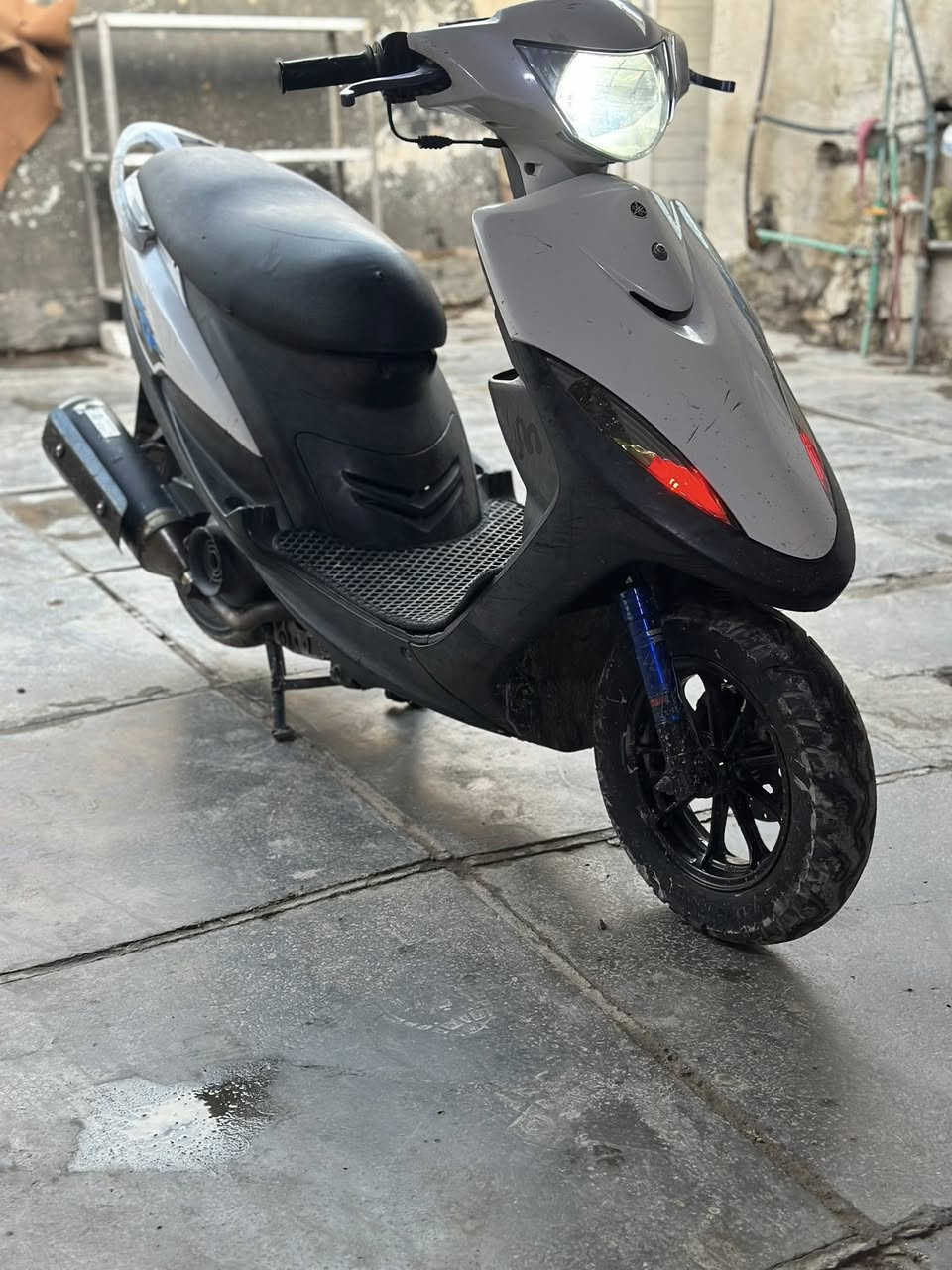 السلام عليكم
ماكس عدله لبيع 
بيه شايل اصلي 
وياله اصليله 
يدات بريك اصلي
صلنصه نحله 
صدر SHOwA
مكينه بلاديه وكفاله عامه 
سعر الدواجه ميلون وبيه مجال 
أي نقص ما بيه ***********
