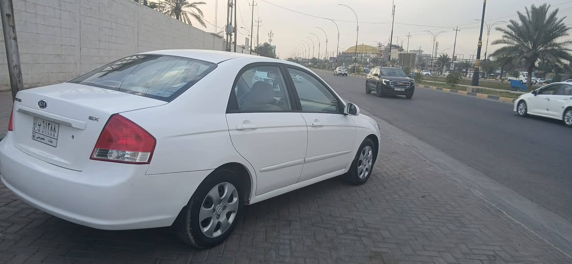 كيا سبكترا سعره 86 ورقه موديل 2009 مكينه وكير وحداديه وتخم تاير وتبريد كفاله
الكشر فقط رش للجماليه بدون قطرة معجون ابد ... حادثها الامريكي جاملغ خلفي حادث بسيط جدآ السياره احلا من الصور . سياره مال جناي جديده بمعنى الكلمه .. تحويل مباشر مكان السباره كربلاء .. رقم صاحب السياره الاستفسار ‏‪***********‬‏ كربلاء, العراق
