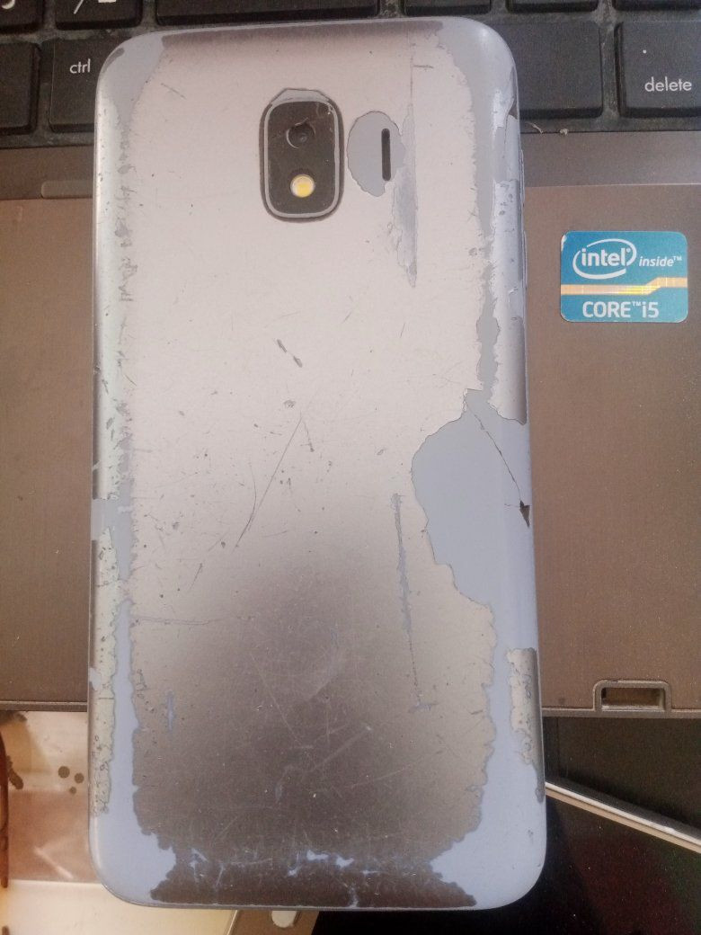 شاشه مع الشد  سعره 25 الف دينار فقط 

وكاله اصلي ✅

ضمان بعد الشد ✅

لأننا نعرف أن شاشة الموبايل هي روح الجهاز، وفرنا لكم أفضل أنواع الشاشات (أصلية - وكالة) وبأحدث تقنيات الصيانة.
🔥 مميزات عرضنا اليوم:
✅ شاشات أصلية: ألوان حقيقية، لمس سريع، ومتانة عالية.
✅ ضمان حقيقي: فحص كامل للجهاز بعد التبديل لضمان أعلى أداء.
✅ سرعة في الإنجاز: استلم موبايلك بأسرع وقت ممكن وبدقة متناهية.
✅ أسعار تنافسية: أنسب الأسعار في الصوب الصغير.
🛠️ نصلح جميع الأنواع:
(iPhone - Samsung - Huawei - Xiaomi - Realme - Infinix)
لا تخلي الكسر يضوجك.. زورنا وشوف الفرق بعينك!
📍 العنوان: الديوانيه الحمزه شرقي قرب مركز شباب مقابيل الساده ال سيد طالب الوكيل اليوزع وجبه غذائيّة سيد عباس 
📞 للحجز والاستفسار: ***********

العالمي لصيانه الاجهزه الموبايل .. عالم من الثقة والاحترافية 🛠️✨
