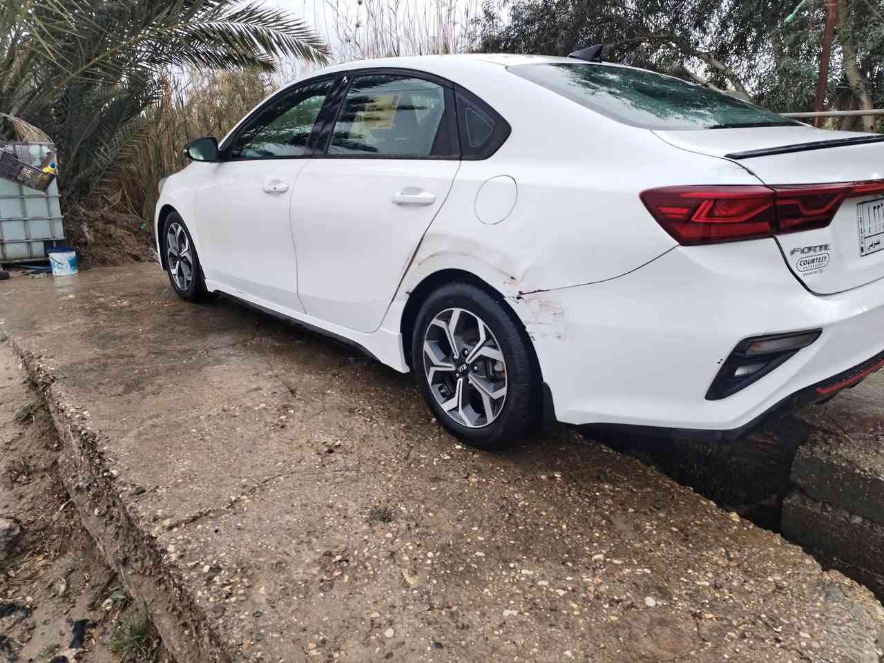 فورتي موديل ٢٠ معوقين مثنى مكينه ٢٠٠٠ دوش مكينة كير تبريد سياره اكفله من تجيه وكلبه وعيب شرعي ترهم مراوس للاستفسار الاتصال ***********
