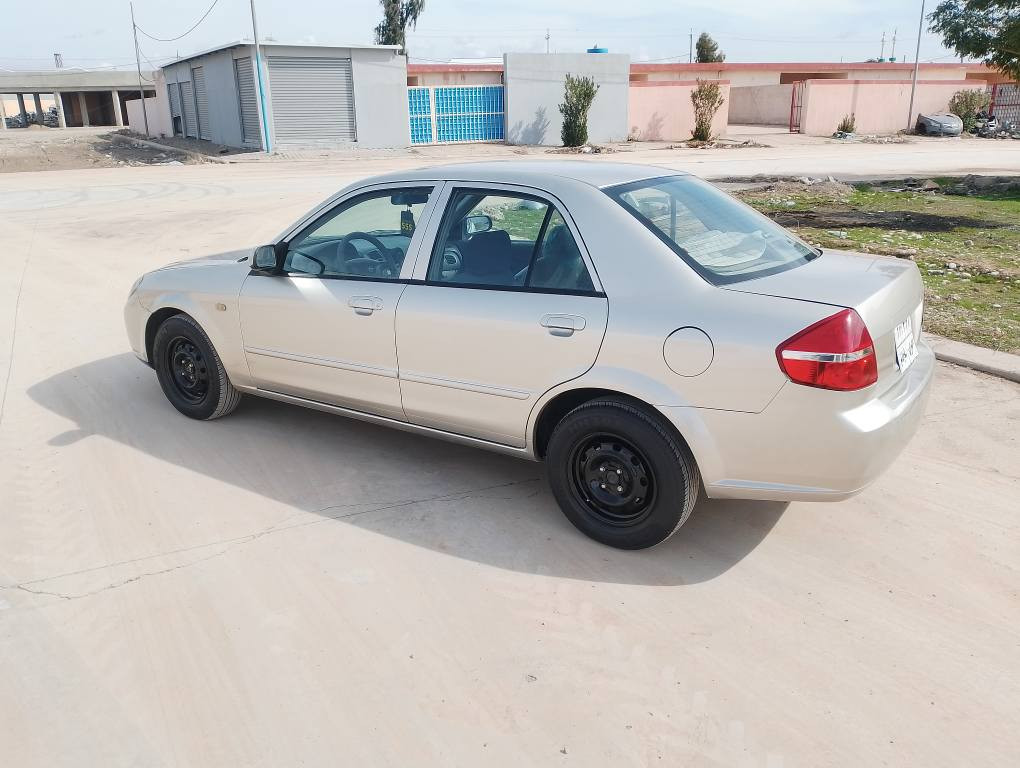 سلام عليكم مازاد فاملي.2010.للبيع سعره 70$. السيارة صبغ عام اثرد الجراد فقط بدون قطرة معجون وبدون حادث. كير ومحرك شرط. تبريد تتدفئ شغال. كير اوتوماتيك. حدادية كله شرط السيارة لوك ما شاء الله. مكاني كركوك ***********. سنوية جديد كركوك, العراق
