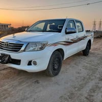 هايلوكس • ٢٠١٥ • بدون رقم