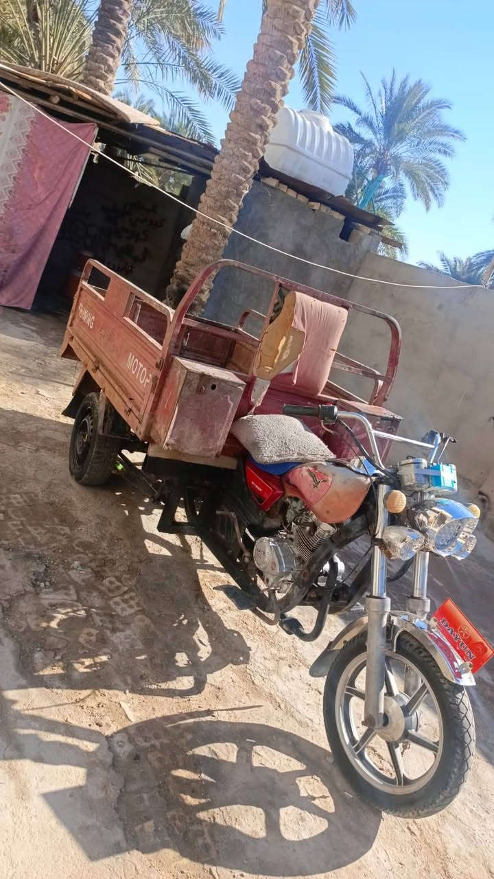 السلام عليكم ستوته للبيع 2014 مكفول كفاله عامه من أوراق من شاصي كله تعمير جديد معرض مالك المكان طويريج
***********//***********
