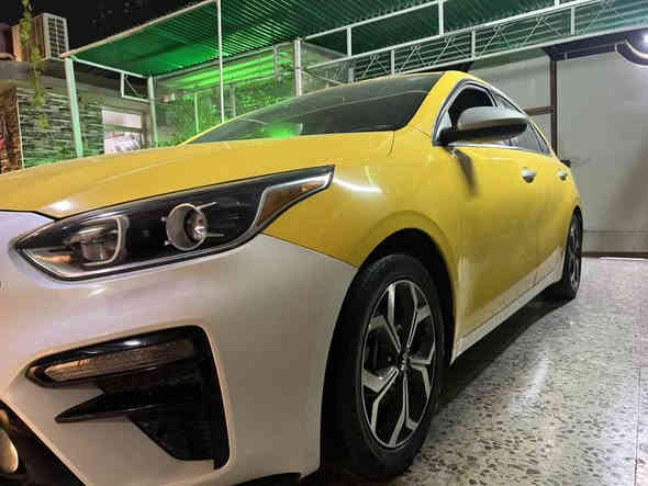 السلام عليكم 
بسبب الوعود الكاذبه أعاده النشر 

فورتي موديل 2021
وارد أمريكي 
رقم انكليزي  
السيارة بأسمي 
 ًماشيه 68 
منظومة غاز جديدة 🆕 
مكينه 2000 
الكير CVT
سيارة نظيفه معنئ الكلمه 
خير من الله 
كما موضح في السونار 
تبديل جاملق+بنيد 
والسوگ كلشي بيه 👍🏻
السعر 135 وبيها مجال 
أي استفسار 
 واتساب *********** 
بغداد/التاجي 24 أبو عظام
