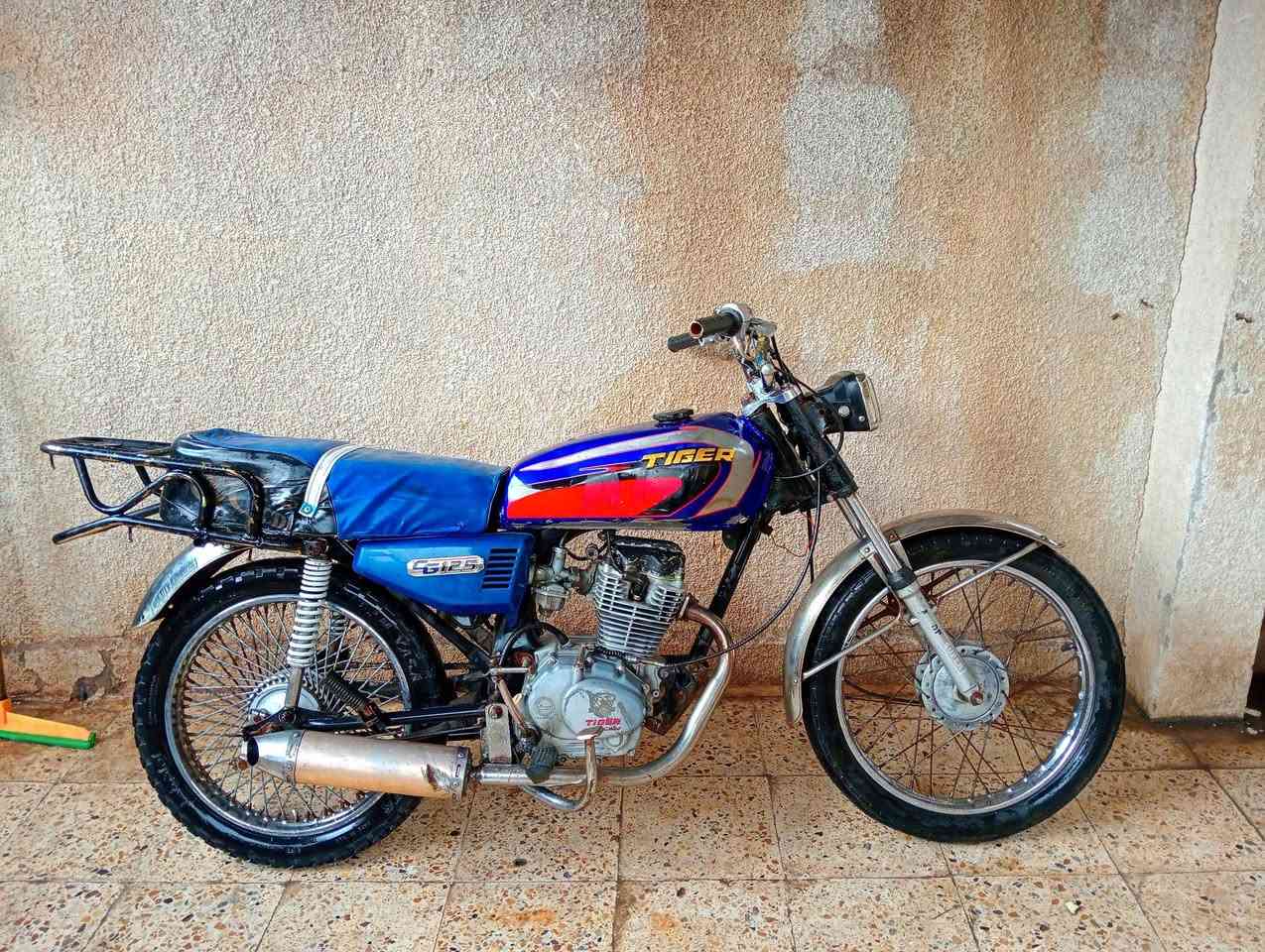 ا تايكر 2019 ماكينه شرط لا صوت ولا شيء تحريك ومعدل نار 🔥 
 ومكاني ايسر حي البكر السعر 270وبي مجال بسيط شراي انتصل ***********
