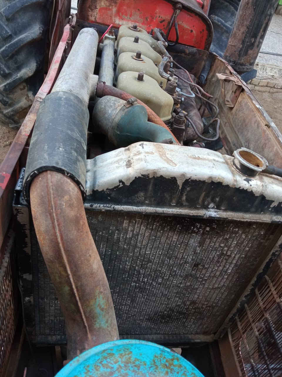 سلام عليكم مكينه عنتر للبيع حجم 71موديل82مكينه لا تنقيص لا تبخير جاهز من كل النواحي كير محرك هادروليك مكفولات كفالا عامه 
العنوان بابل مشروع المسيب سعره 
﴿3500﴾وبيه مجال للطيبين 
***********
