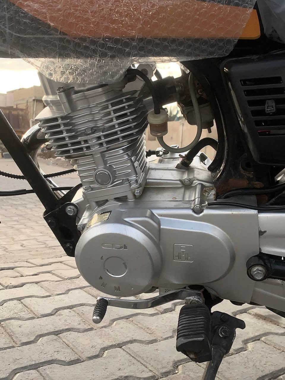 السلام عليكم نامة شلامجة للبيع دراجة كاملة مابيه نقص بس دراجة بدون اوراق كلك للبيع السعر خاص


**إذا كنت صاحب هذا الإعلان وتريد حذفه لأي سبب، رجاءا أرسل رسالة إلى الدعم الفني**