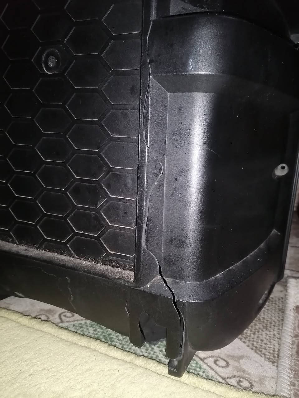 دي جي للبيع شغال كامل كلش نظيف بس بي نقص تاير وكسر من جوه صوت كلش عالي مكان المايك شغال بلوتوث شغال شحن تايبسي بطاريه كلش زين بي نشره كلش حلو السعر ٦٥ الف رقمي ***********
