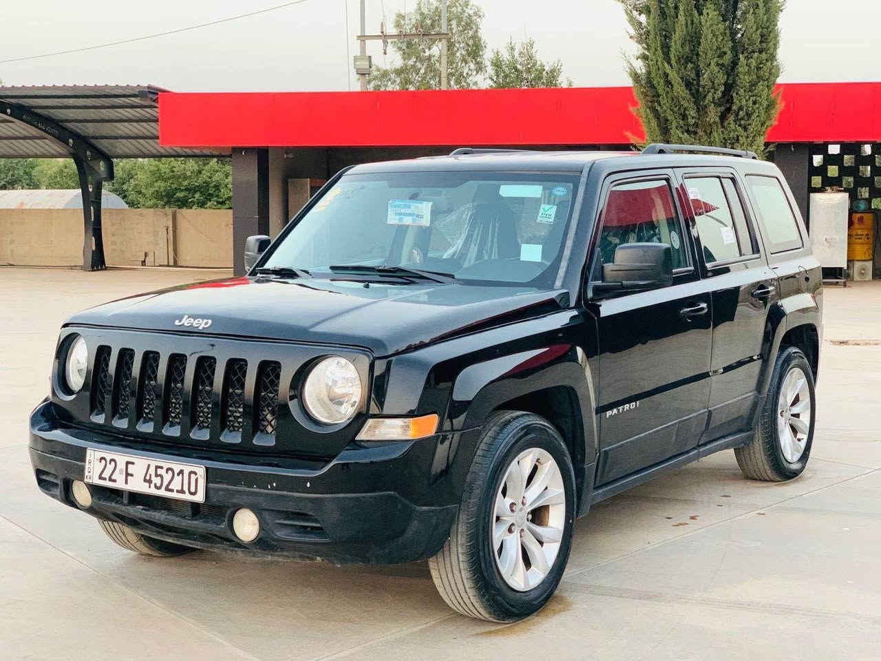 جيب پاتريوت ٢٠١٦ ره شي قه تران مه كينه ٢٤ گةورة ٤ پستون مةرغوب توماتيك 
١٦٧ هه زار رويشتوه مه كينه و گيري نه كراوه ته وه به شه رتي فه حس 
سه نه وي و ره قه مي تازه يه ده حم و ليدراوي هيج نيه په له په له بوياغي ئةمريكى هه يه سه قفو شان و ناو شانو پيش دواي هيجي نيه 
نرخي ١٠٣$ شوين رانيه 
***********
*********** رانية, السليمانية
