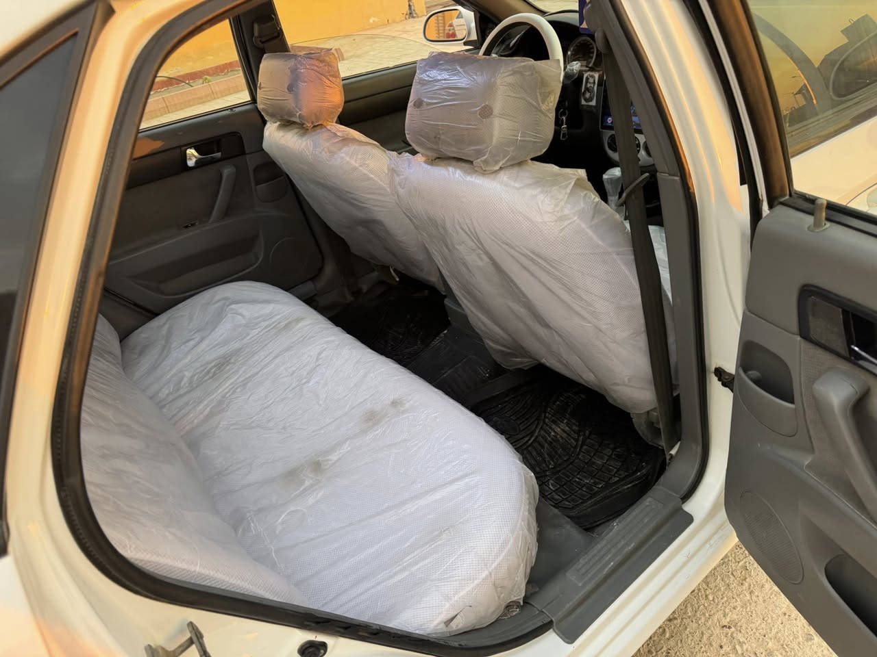 السلام عليكم 🫡 

أوبترا   ٢٠١١  للبيع ..
غرامات مصفرة السيارة بأسمي تحويل ثاني يوم..
تدفئة تبريد❄️☃️
شاشه وكامرة خلفية🖥️
گير ومحرك وكهربائيات خير من الله👍🏻
ترايك للبصرة🛣️
السعر ٨٨$ وبيها مجال بسيط..
العنوان بغداد الدورة🌁

***********  واتساب فقط.
*********** اتصال مباشر.
