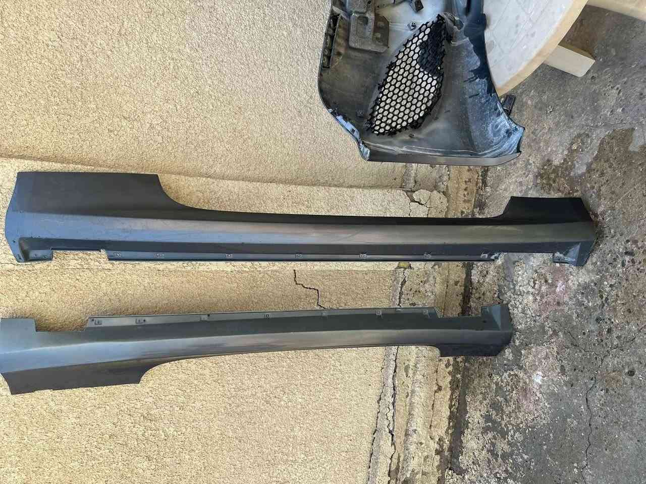 دعاميه خلفيه جنسيز كوبيه ترهم عل كل الموديلات+دوس جانبية
النظافه مثل مدشوفون شخط واحد ما بيها  لا ضربه ولا طاخه ولا معجون وياها كامره خلفيه وكشافات رقم شغالات وعليهن طبقه حمايه  نانو سيراميك
السعر خاص👍🏽


**إذا كنت صاحب هذا الإعلان وتريد حذفه لأي سبب، رجاءا أرسل رسالة إلى الدعم الفني**