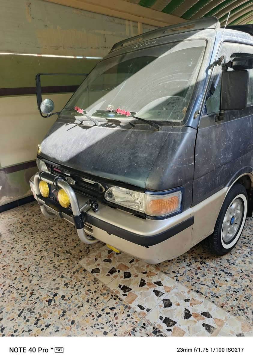 سلام عليكم موديل ٩٥سنوية (٢٨شر٧بلاديه محرك كير اكسل شواصي مكفوله مسجل دمام كهربايات فول دشمه جديده تخم تاير جديد مكان بعقوبة ***********
