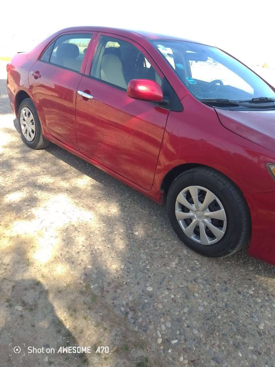 سلام عليكم يوجود كورلا امريكي  2010 لون احمر 
ضرر بونيد وجاملغ وسياره نضيفه موضحه بل صوره محرك 18000 وسعر سياره 110 وبيه مجال شي بيسط مكاني مفرق شرقاط مجمعات رقم الهاتف ***********
