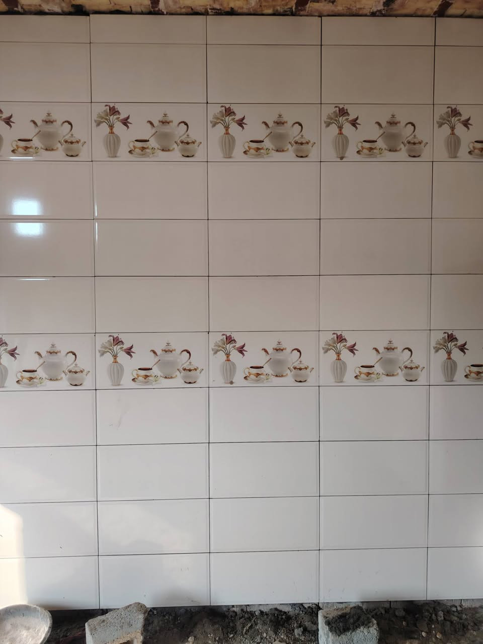 خلفه سيراميك وكاشي شغل عل لليزر متفرغ حاليا للستفسار *********** وات ساب او اتصل عليه
