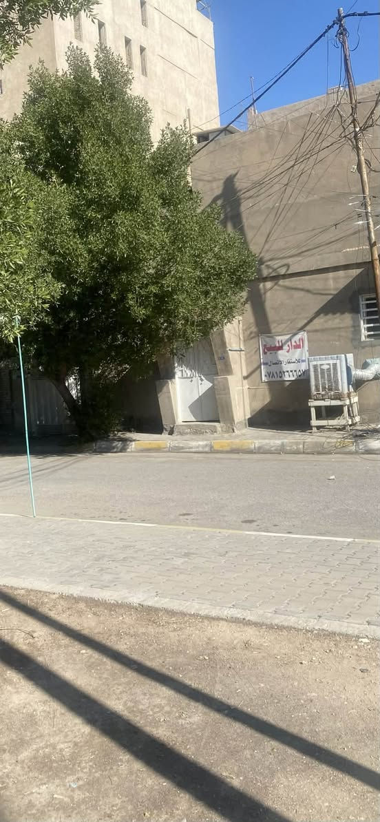 سلام عليكم 
مشتمل للايجار حي رمضان الفرع اللي بظهر كباب نبيل مقابل ظهر القسم البلدي 
غرفتين وحدة فوك ووحدة جوة  وصحيات ومطبخ المساحة ٣٠ م  بناء نظيف
السعر ٣٠٠ للإستفسار الاتصال على الرقم ***********
