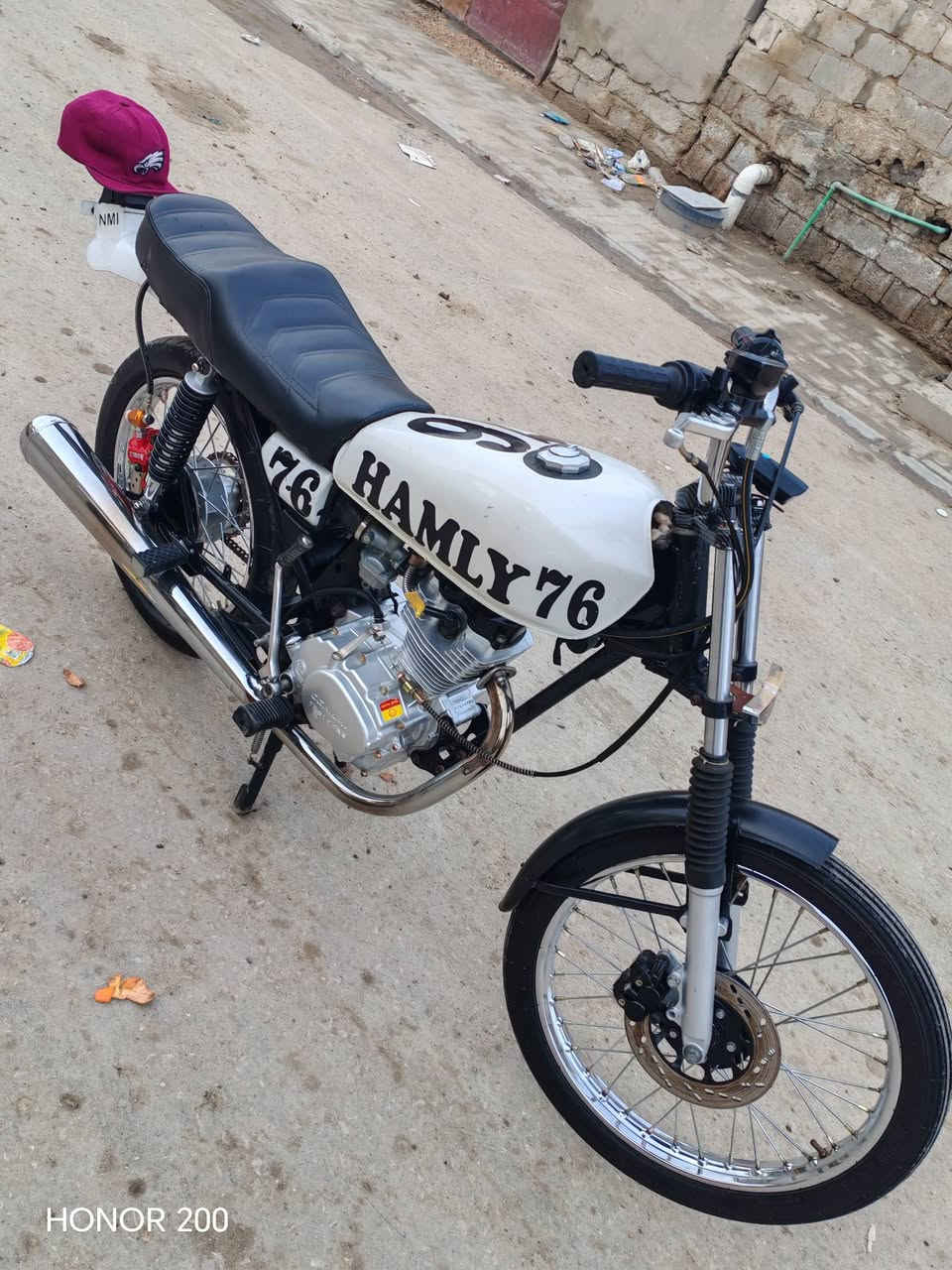 سلام عليكم شباب دراجه للبيع اوراق صولي تعمير 26وشاصي 200رقمي *********** موجود عل خاض
؟
