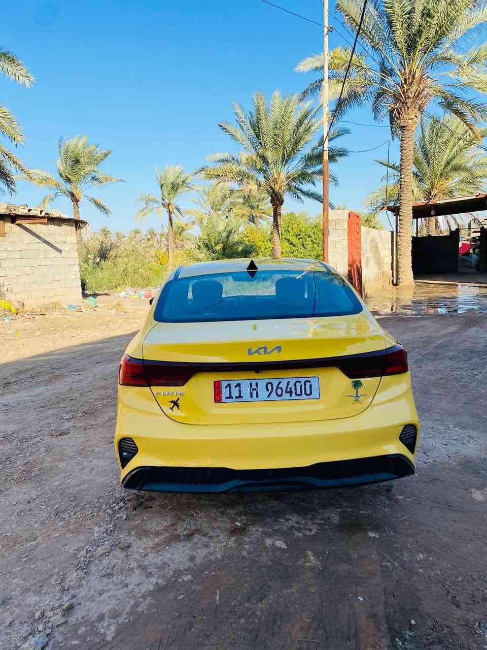 كيا فورتي موديل 2023
وارد امريكي ضربتة بسيطة موضحه بصورة 
* ماشيه 110

• المحرك: 2000 دوش
• شاشه تدعم الكاربلي + كاميرا خلفية
• رادار أمامي
• 3 أنظمة قيادة
• تحكمات ستيرن+ نظام تحديد المسار
• السيارة نظيفة  بدون اي
نقص
بدون منظومة غاز
العنوان/ بغداد 
السعر 165
للأستفسار ***********
