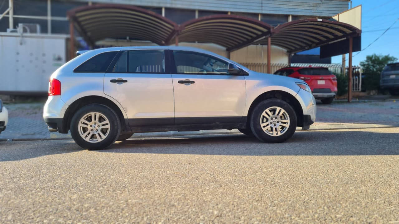 فورد ايدج 2013 باسمي
كاملة مناقصها شي شغل واطلع السعر 100 

***********
***********
