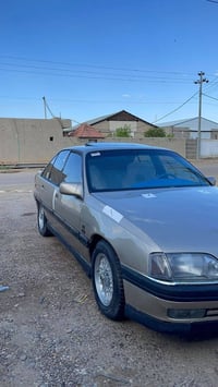 اوبل اوميكا 1992 شمباني مكينه ٢٠٠٠  السياره مصبوغه عام لجماليا  فتحه  ...