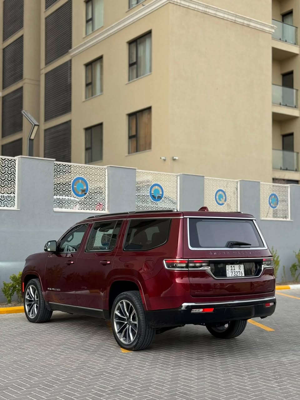 السلام عليكم اخوان 
للبيع فقط للبيع فقط
جيب كراند واكنير موديل ٢٠٢٢ سيريس ٣
رقم بغداد باسمي
ماشيه ٢٩ الف
فول مواصفات للاخير
حادث سطحي جاملغات و بنيد و جامبغ خلفي ايمن صبغ و بيها باب خلفي مبدل بسبب التحميل ايرباك تكمه طاك فقط
مواصفات 
بانوراما و فتحه خلفيه فوك سرة الكشنات الثالث 
كشنات تدفئه و تبريد و مساج
كيجات شاشه دجتل
شاشه ١٢ انج
شاشه تبريد و قاصه
شاشه رابعه للراكب HDMI
ثلاجه كبيره
كشنات منفصل 
دوسات كهرباء و انارة ترحيب عند الفتح
رادار امامي تفاعلي و خلفي و جوانب
قيادة شبه ذاتيه
خمس كاميرات محيطيه ٣٦٠
كاميرا رؤيه ليليه Night Vision 
صندوك كهرباء
انارة محيطيه متغيره
داش كام وسطيه 4K
١٦ مخرج تايب سي و يو اس بي 
لايتات و بك لايتات فول لد
جكات ٥ وضعيات تصعد و تنزل
مود قيادة جبلي ثلجي رملي مطري و اوتو
حساسات امامي خلفي
شاحن لاسلكي 
قاصة مخفية 
تشغيل عن بعد و تحكم بارتفاع السيارة بلريمونت
تحذير خروج عن مسار و مانع تصادم ذاتي
شاشه عرض على الجامه الاماميه بكل تفاصيل مو فقط السرعة Full Head up Display 
كشنات الخلفية تنفتح و تنسد كهربائي
باتري جديد
صدر جديد
تخم تاير جديد حجم ٢٢ و بيها تخم ويل و تاير حجم ٢٠ انته تختار شيعجبك
سيارة نقصها الوحيد الضفيره مال كاميرا التصوير الليلي
مكاني حي العامل
السعر ٣٧٠ ورقه و بيها مجال 
صور الحادث علواتس اب 
***********
