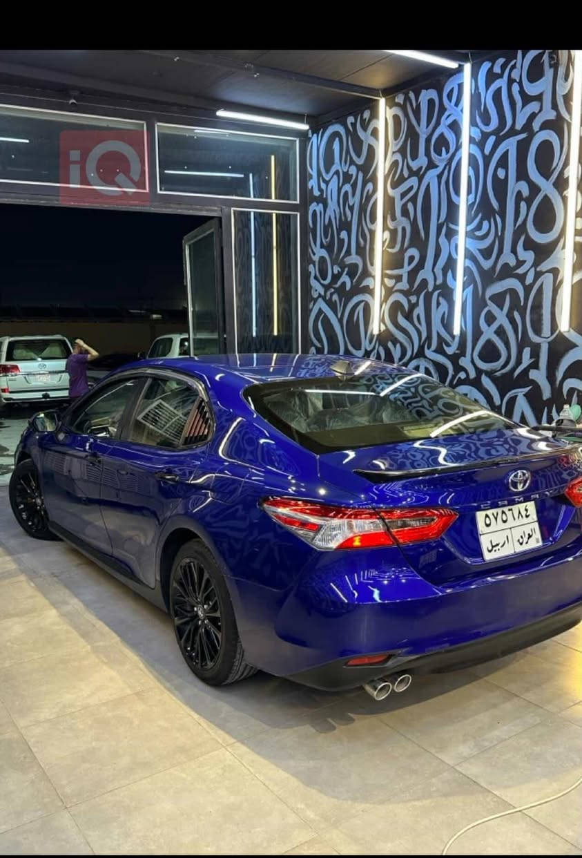 سلام عليكم 
كامري موديل ٢٠١٨
حادث فقط دعاميات الباقي كفاله
رقم اربيل بأسمي 
مكاني بغداد 
السعر ١٨٠ بيها مجال بسيط 
***********
