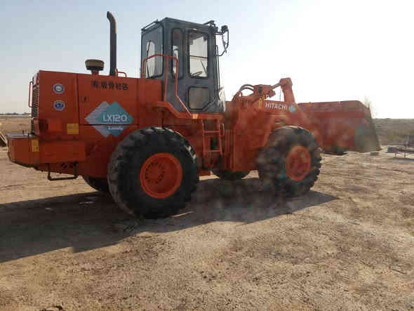 لبيع هيتاشي حجم 65 محرك هينو بم ونوزا محسن كير اربع4نمر ليبر هيدر تبريد تتفئ دكمه طسه  كفاله عامه دخول جديد *********** الديوانية سومر
