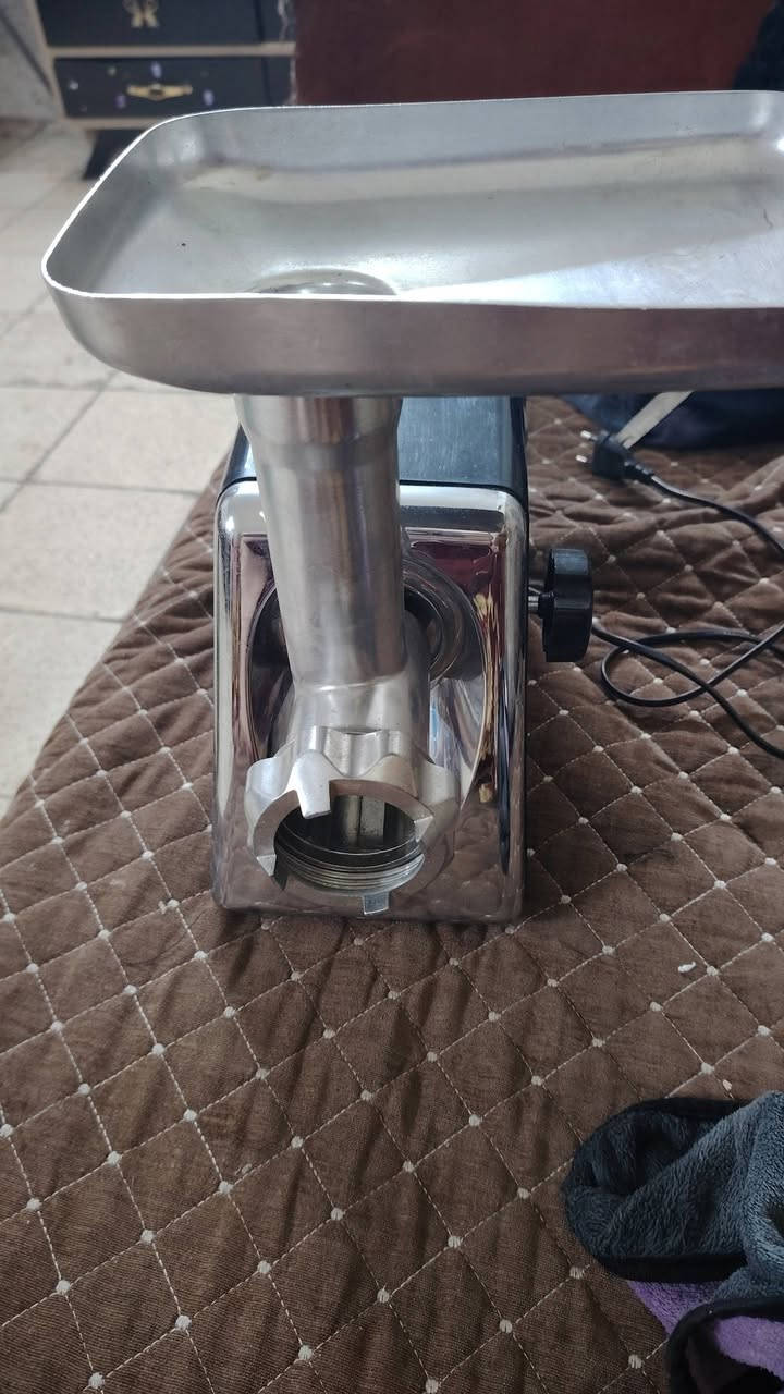 تنور ٤٠ بايسكل ٢٥ مثرامة لحم ٥٠ وبيهن مجال


**إذا كنت صاحب هذا الإعلان وتريد حذفه لأي سبب، رجاءا أرسل رسالة إلى الدعم الفني**