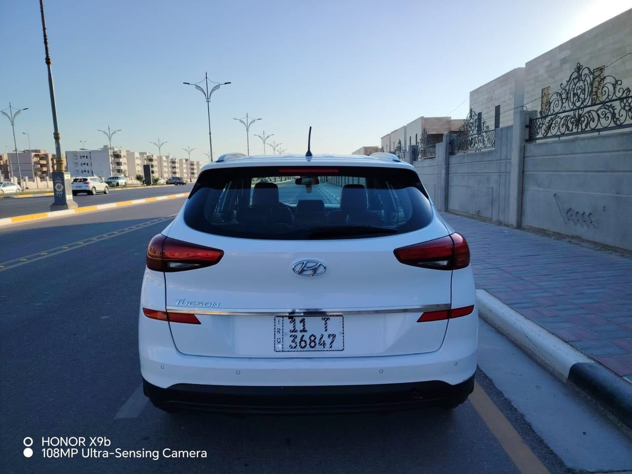 سلام عليكم سياره توسان موديلً 2020 كفاله عام من كلشي فول مواصفات ماهده  بني رامه  بنيد صبغ سبب شخوط  العنوان كربلاء والله السعر مناسب 185 مجل قليل حك حجيه بس نتصل ***********.  سياره شبابه وبناتي
