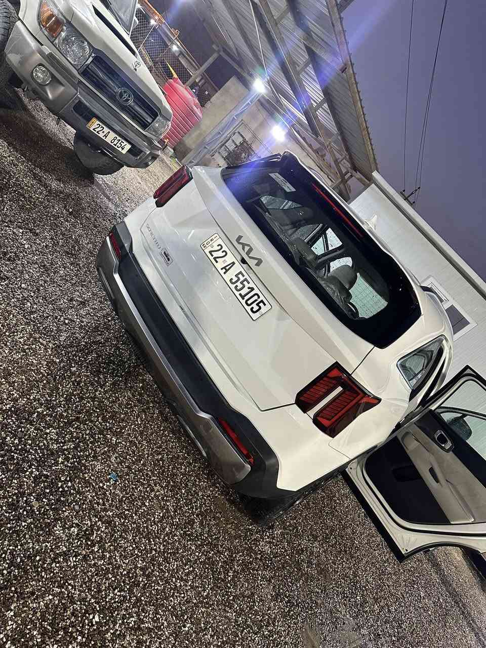 سورنتو 2025 اعلى فئه

عده البنراما   خمس 5 كامرات

كشنات جلد خزن ميمري  12 حساس 

كشنات جلد تدفى تبريد 

تحكم رموت تقديم وترجيع 

توقف ذاتياً  سستم صوت 12 سماعه

دوسات جانبيه بلاد  8 ايرباك 

داتاشو  ويل 20

6سلندر 3500 رادر إماميه وخلفي

7راكب رقم أربيل تحويل او وكاله 

ماشيه15 الف مكفوله كفاله عامه من كلشي 

 مكاني  البصره ***********سعر335ورقه
