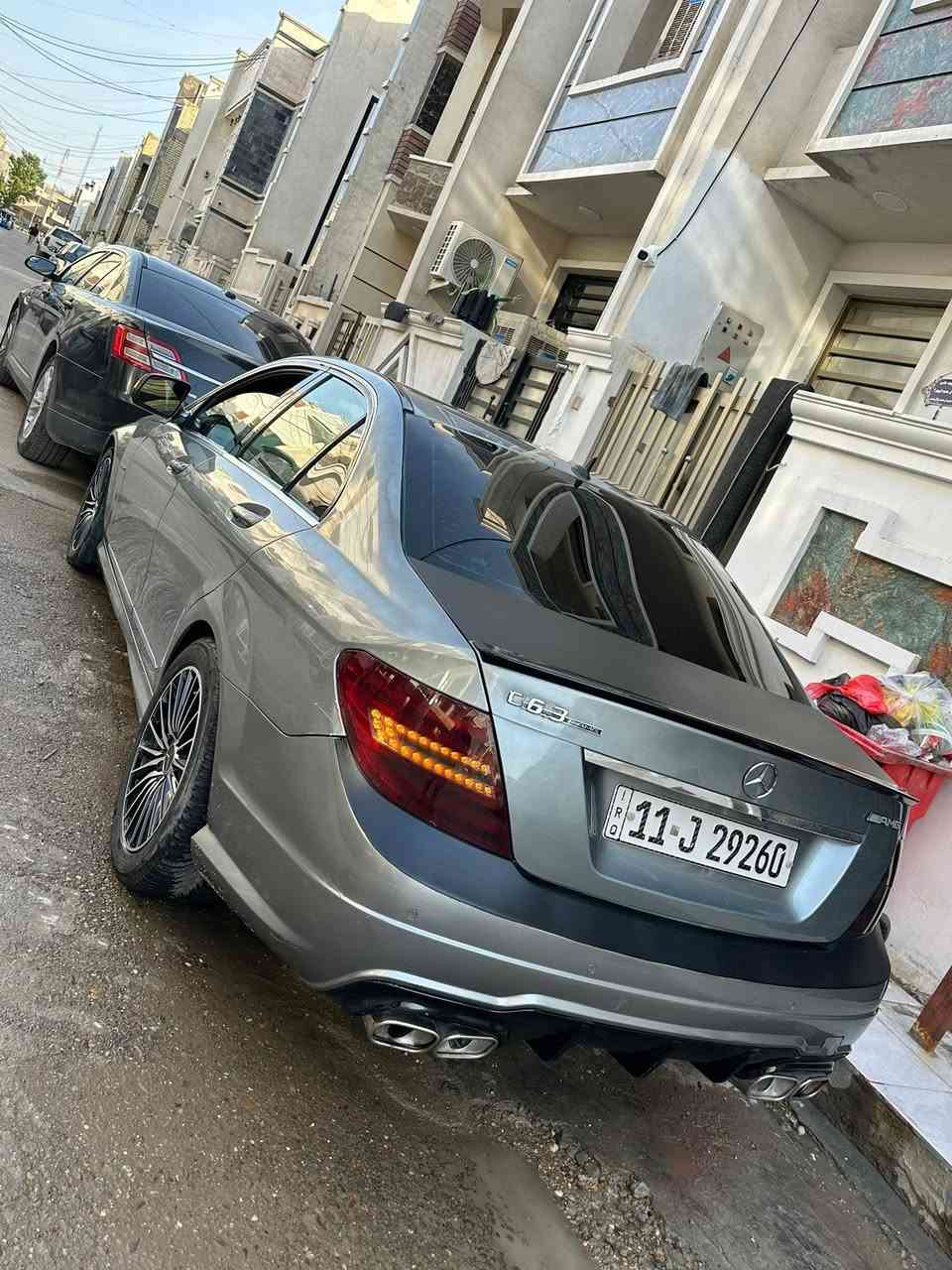 السلام عليكم
مارسدس AMG بأسمي  مديل 8 C300 بلاديه بدون تحديث 
حزام جماليه وحادث جاملغ فقط 
محرك كفاله 
كير كفاله 
تبريد كفاله 
كهربائيات كفاله 
فول مواصفات 
تبريد قطعتين 
تحكمات 
شاشه 
كأمره 
أناره داخليه 
منضومه زنون 
أشاير بل مري 
كراسي كهربائيه 
بعد هواي مواصفات بيه 
السعر 115 
مكان السياره بل دوره 
بيع او مراوس 
***********
