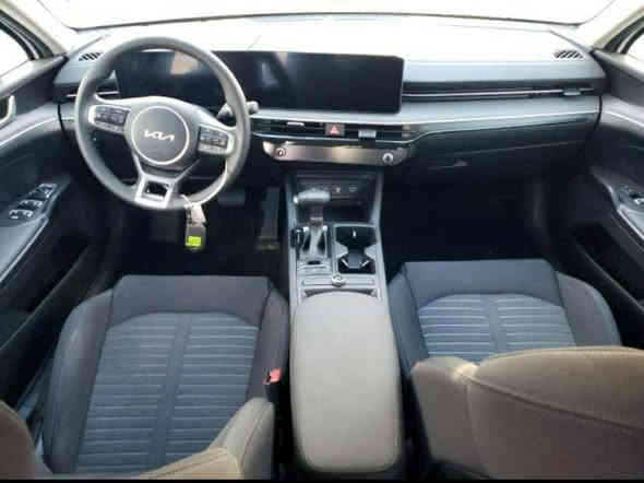 سلام عليكم البيع مديل 2025 وارد مريكي  دخول صفر كيلو امتر كفاله عامه من الصبغ والتبديل كير محرك شرط سياره جديده تقرير غرق بلمخازن شركت كيه بمريكه ومابيه اي نسبت مياء مكينه 2500 رقم بغداد بسمي حالين ماشيه 4الف السعر 208 وبيه مجال مكاني بغداد ‏‪
‏‪0771 909 8848‬‏
