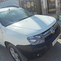 رينو داستر حرة موديل ١٨ بيها جاملغ خلفي جهة السائق مصلح على البارد بدو...