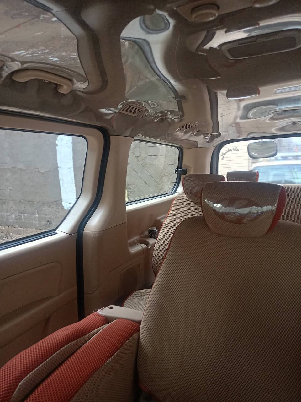 سلام عليكم عيدكم مبارك سياره جديده موديل 8 مكفولة كفاله عامه محرك كصه حاويه هو وتفرعات كير اكسل مكفولات شرط باتري جديد تخم تاير كوري أصلي جديد جدا لايت زنون بلوجكتر زنون ابو 200 دولار سياره مال بيت استخدام شخصي بيع او مراوس بسيارة نضيفه الافضل سيارة 7 راكب لأن عائلتي كبيرة وبيها شغلات اهواية هذا ولكم الشكر السعر 130 سياره باسمي ضريبة وغرامه صفر وهيه رقم بغداد انكليزي رقم ***********
