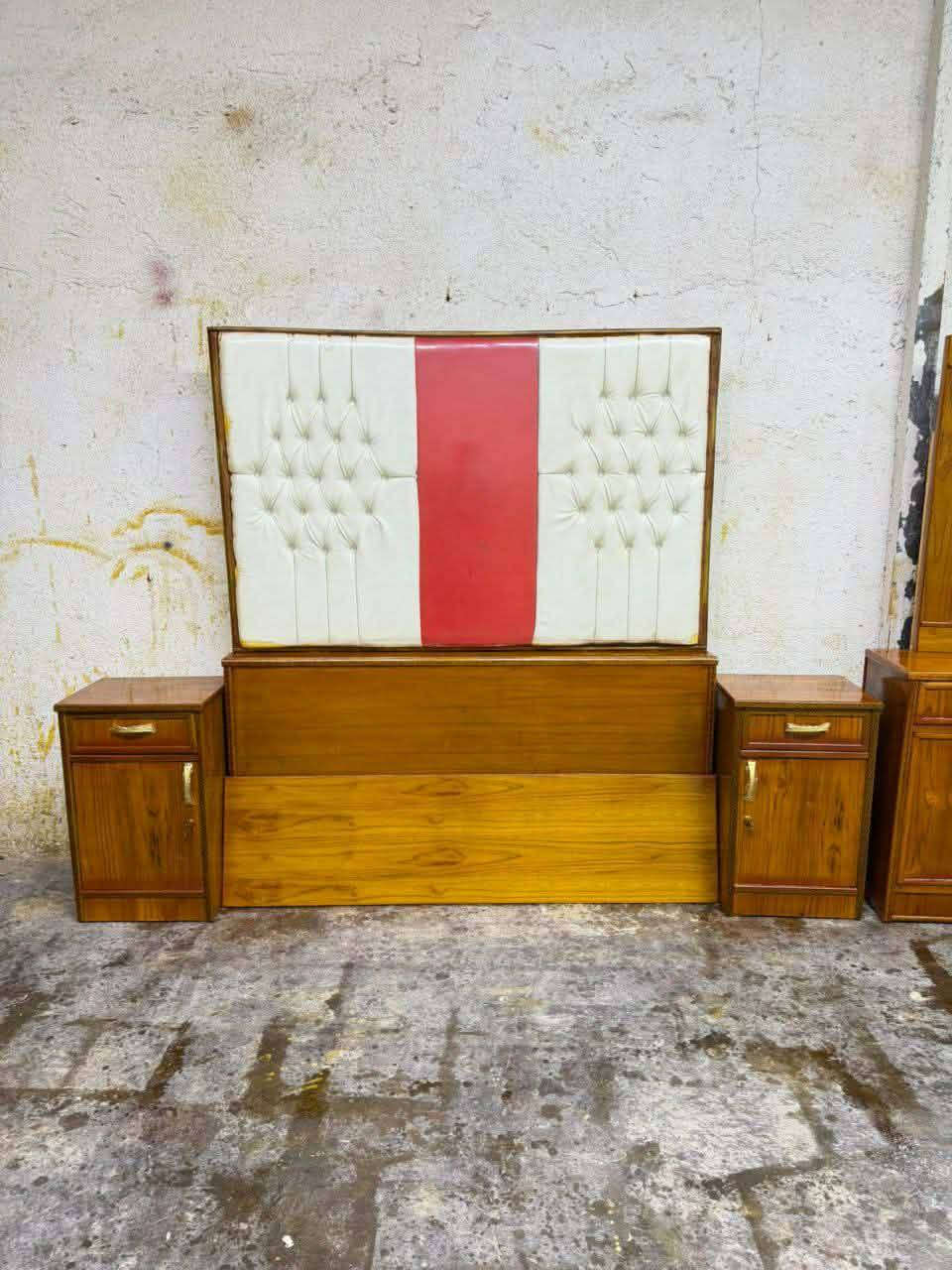 غرفه صاج عراقي
5باب ملحق
مستخدم
نضافه 70%
شغل وصط
سعر650/ 600
ارتفاع 2متر و 40سم
الطول 3متر و20سم


**إذا كنت صاحب هذا الإعلان وتريد حذفه لأي سبب، رجاءا أرسل رسالة إلى الدعم الفني**