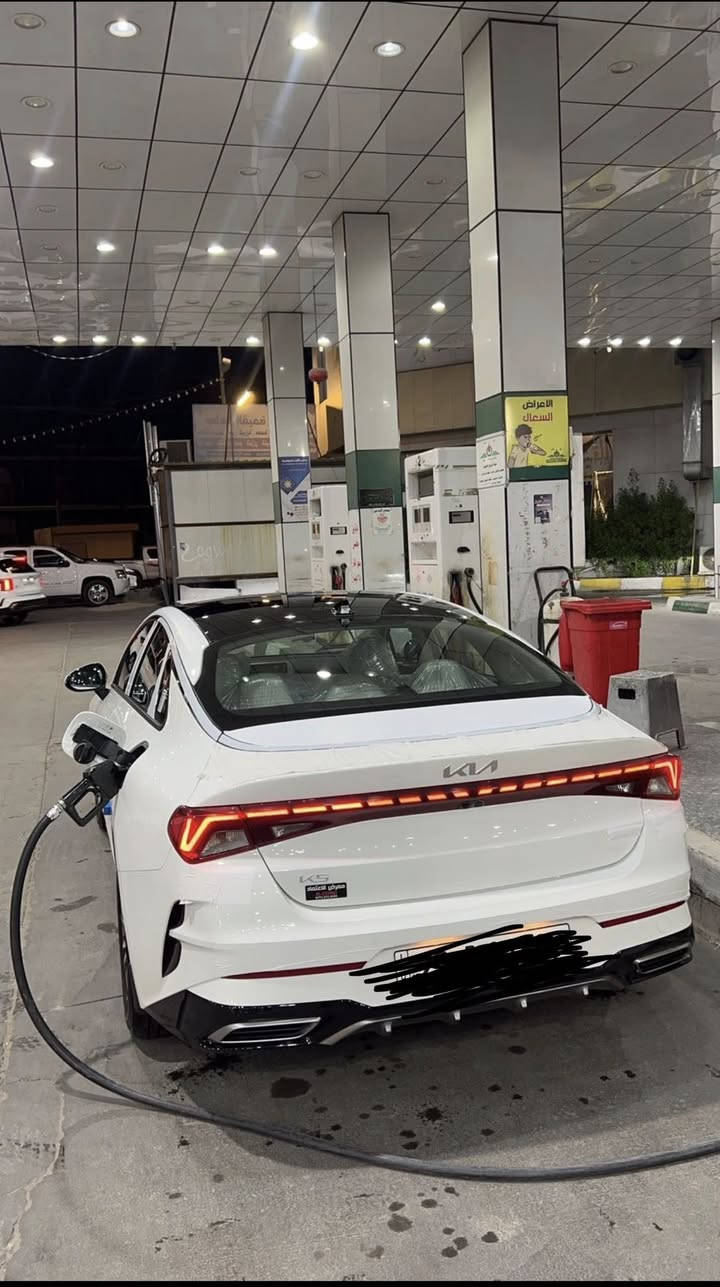 كي فايف 2023 فاله عامه ما عده طخ صغير بل الباب كلش صغير ورجعته bdr
السياره كلش جديده مغلفه ppf ومدوشمه الرضيه ومضللة  تضليل امريكي  السياره اهوي مصروف ماشيه 55 الف حقيقي السياره رقم اربيل بسم شركة تحويل او وكاله  تو متخمه تايرات يعني من تاخذه ما تصرف عليه ربع السعر 222 دولار بيه مجال قليل لن السياره جاهز  مكان السياره البصره شط العراب 
الرقم *********** ال مو شراي لا يتصل
