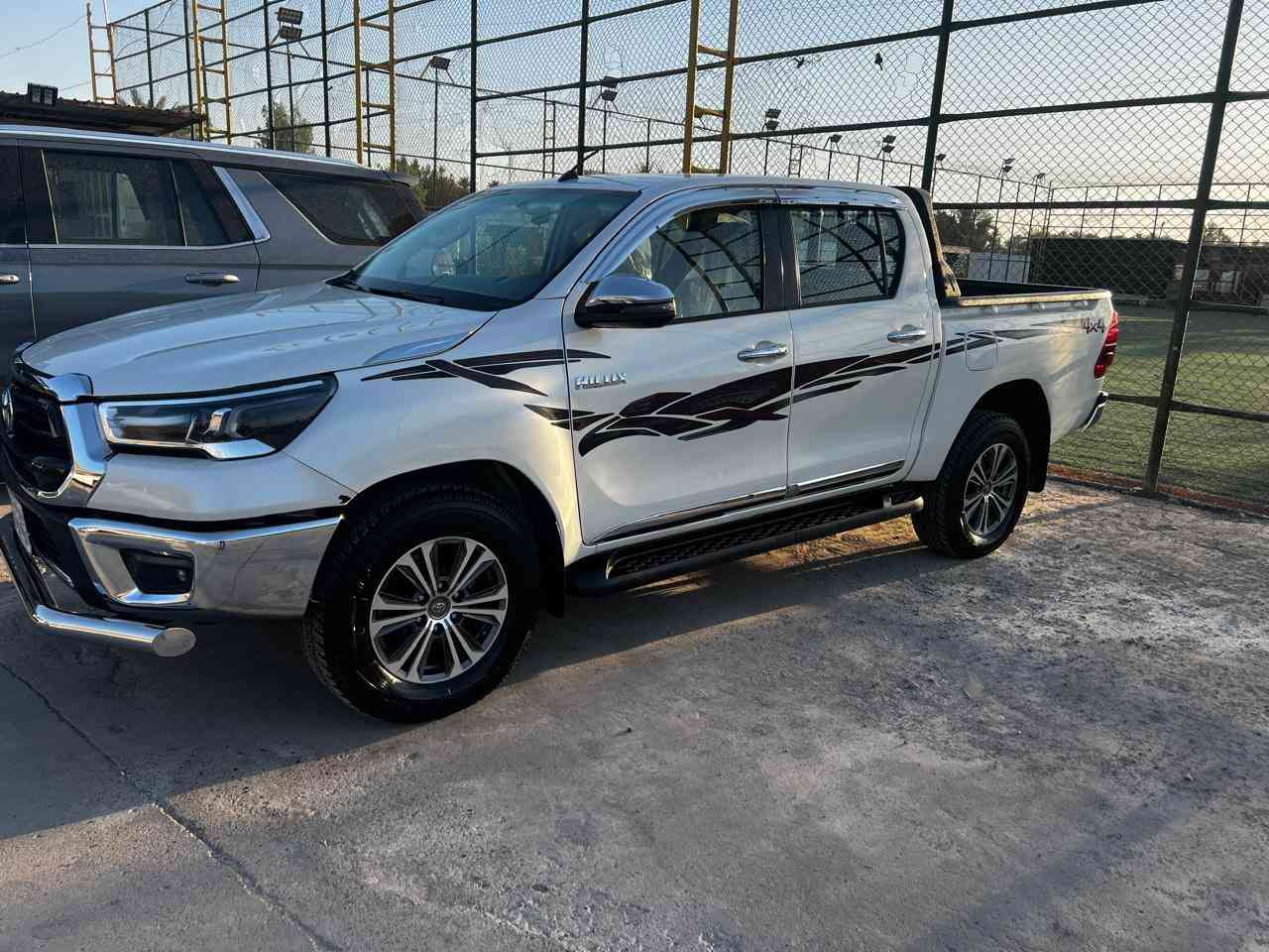 سلام وعليكم هايلوكس للبيع مديل 22 بسمي سياره جديده للستفسار ‭0771 030 6485‬
مكاني بغداد الكاضميه
