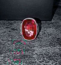 خاتم فخم • ياقوت باريسي • فضة 925