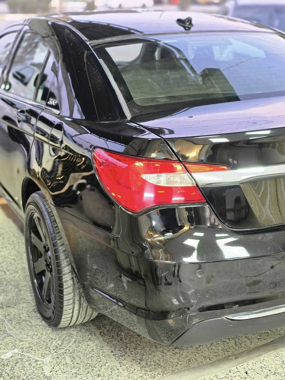 سلام عليكم c200
موديل 2013 مكينه 2.4 كير 6نمر  
سيارة نفس البصورة وصور حديثة 
وسونار راسل يوصلك خاص واي ستفسار اكثر خاص


**إذا كنت صاحب هذا الإعلان وتريد حذفه لأي سبب، رجاءا أرسل رسالة إلى الدعم الفني**