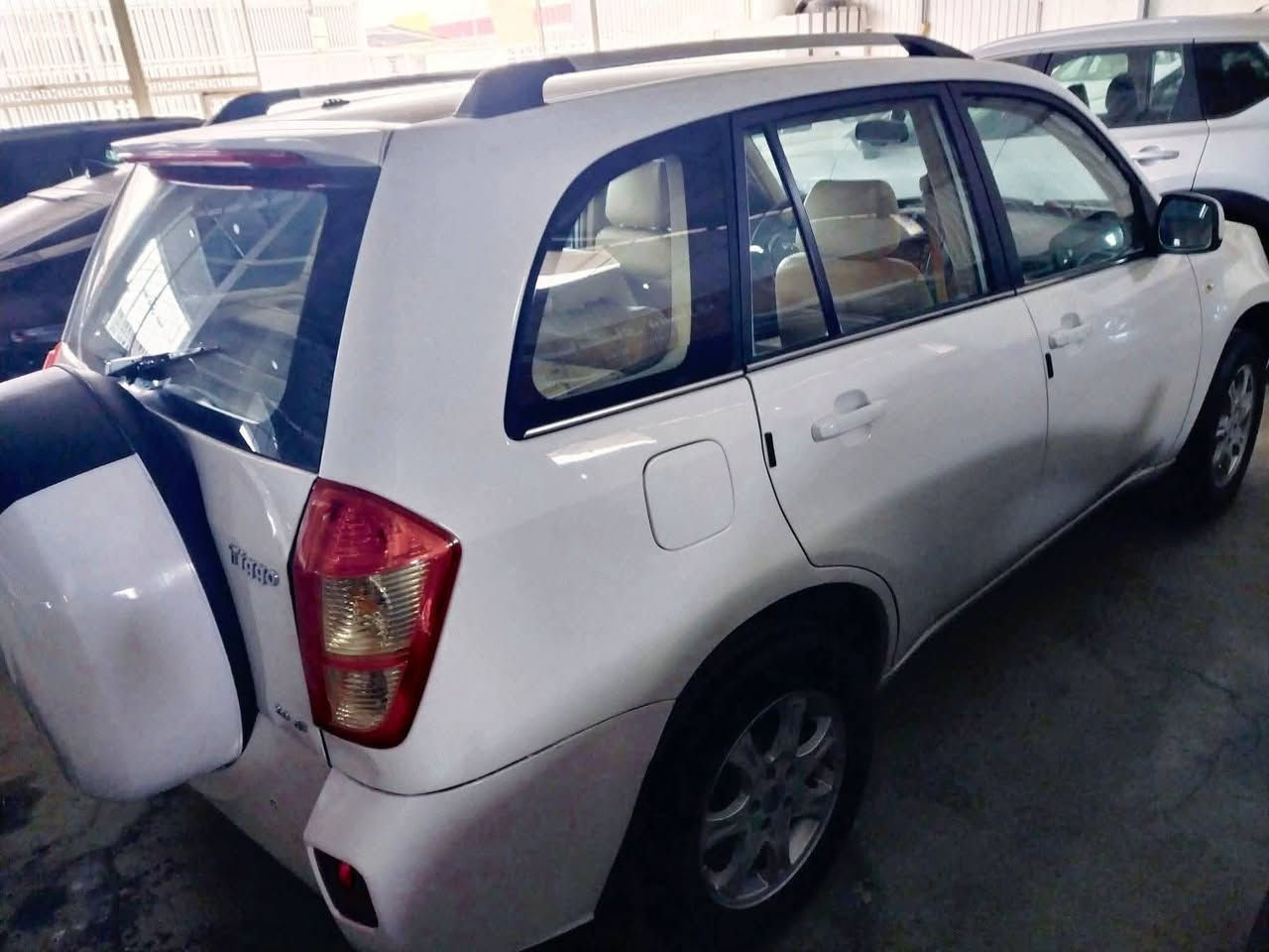 تيكو
٢٠١٤
مكينه ٢٠٠٠
كيرتوماتيك
ميكانيكي المرغوب
محرك كير تبريد كلها شرط
سياره فول مواصفات دبل ايرباكات
سنويه منتهيه
بدون صبغ فقط بارد مكانين لو ٣ بيها طخه بسيطه قبغ صندوك
السعر ٧٣ بيها مجال


**إذا كنت صاحب هذا الإعلان وتريد حذفه لأي سبب، رجاءا أرسل رسالة إلى الدعم الفني**