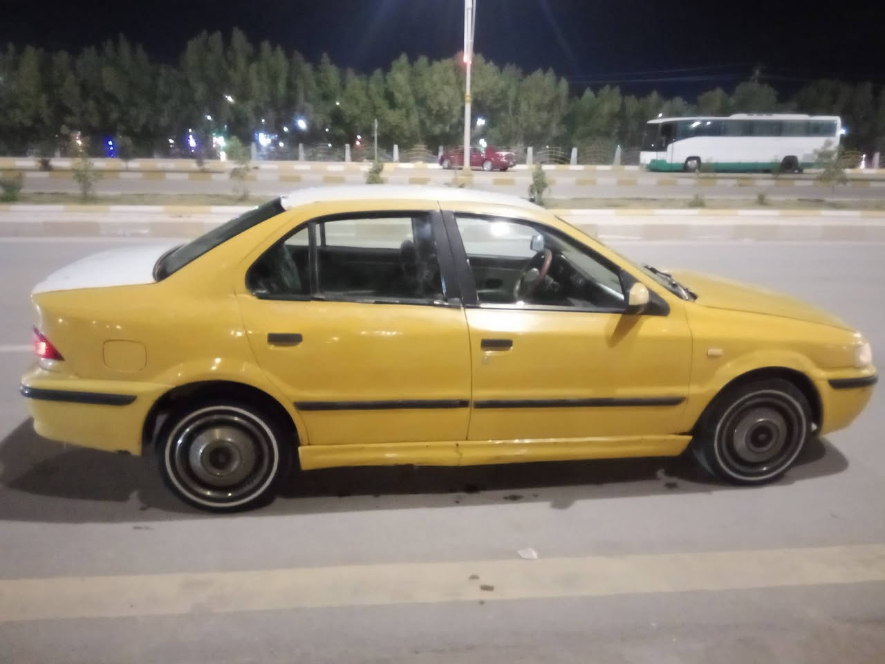 السلام عليكم ورحمه الله وبركاته سمند موديل 12رقم ذي قار الماني مكينه وكير كورله  سنويه ساقطه بل 2026المكان ناصريه مركز راعيهه يريد مداورالسعر 30وبيه مجال حق الجيه رقم الهاتف ***********
