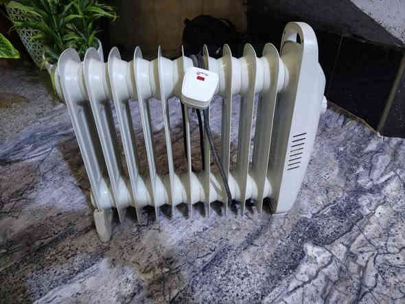 صوبات 2 زيتيه حجم صغير وحجم كبير
صغيره 30 
ول كبيرا 35 
مكاني ديالى بعقوبه 
***********
