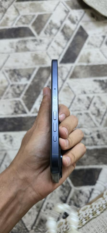 15 برو ماكس
15 برو ماكس 
بطاريه 89
سعر مليون 
جهاز نظيف من كلشي
واتساب او اتصال 
***********
