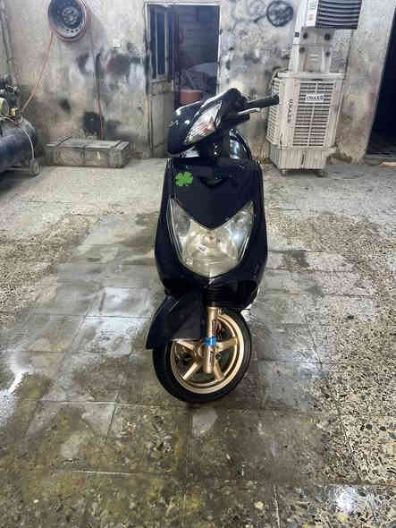 سلام عليكم دراجة سكنس فحل الدراجة مكفولة كلش نضيفة مابيهة نقص مكاني بغداد المشتل الصالنصة البلادية موجودة السعر650وبيهة مجال رقم الهاتف ***********
