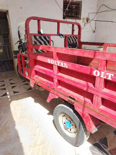 سلام عليكم مكلف بلنشر ستوتة للبيع سعر ٩٥٠ مكان ميسان كحلاء رقم صاحب ستوتة***********
